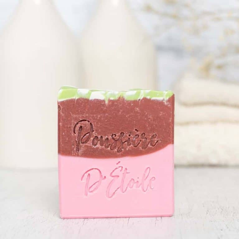 Savon Fraise et Rhubarbe -Savonnerie Poussière d'Étoile