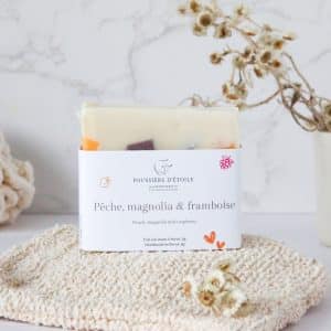 Savon Pêche, magnolia et framboise -Savonnerie Poussière d'Étoile